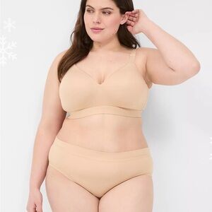 Cacique Lightly Lined Lounge Bra